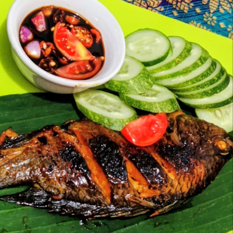Ikan nila bakar